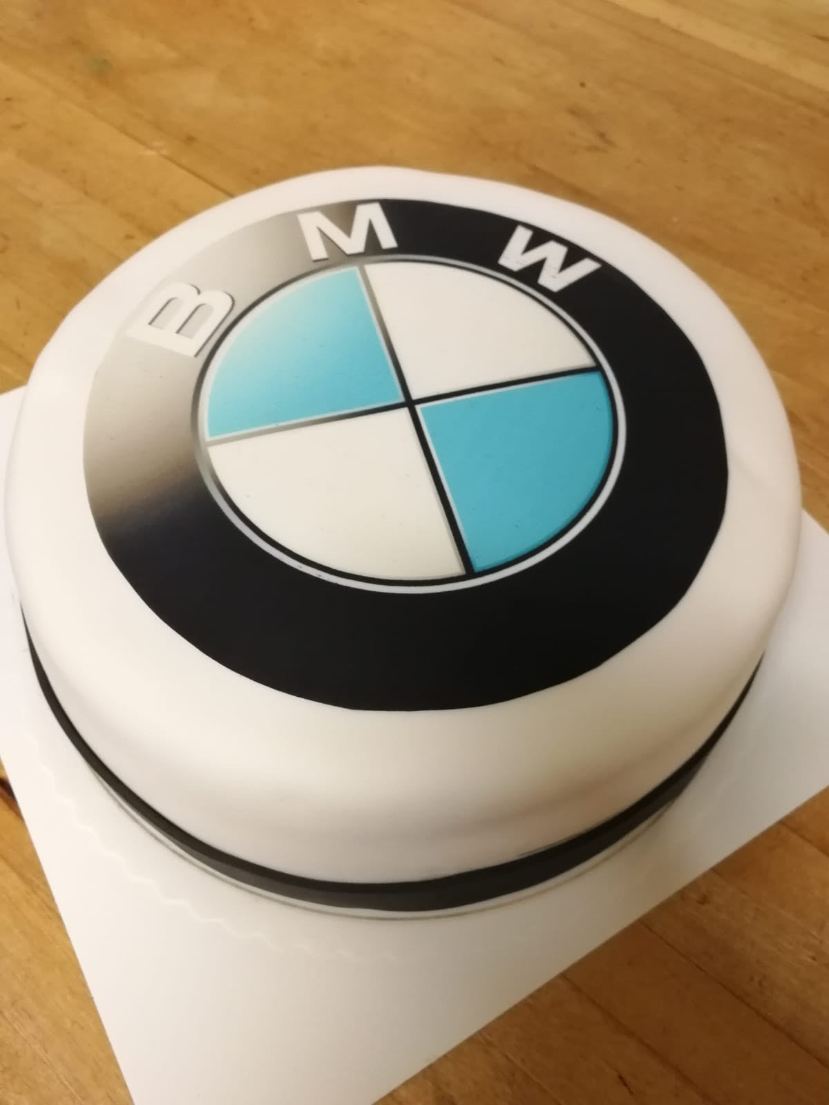 BMW - Kakkukuva