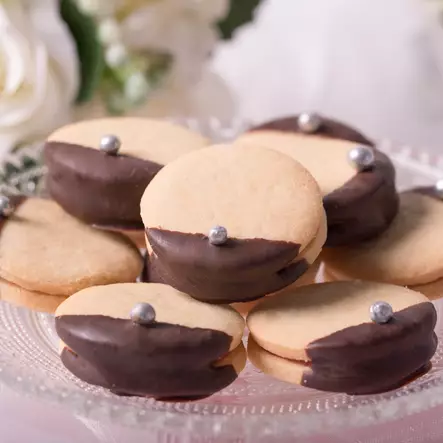 YLIOPPILASPIKKULEIPÄ 30KPL - Valmistujaismenut - 8101 - 2